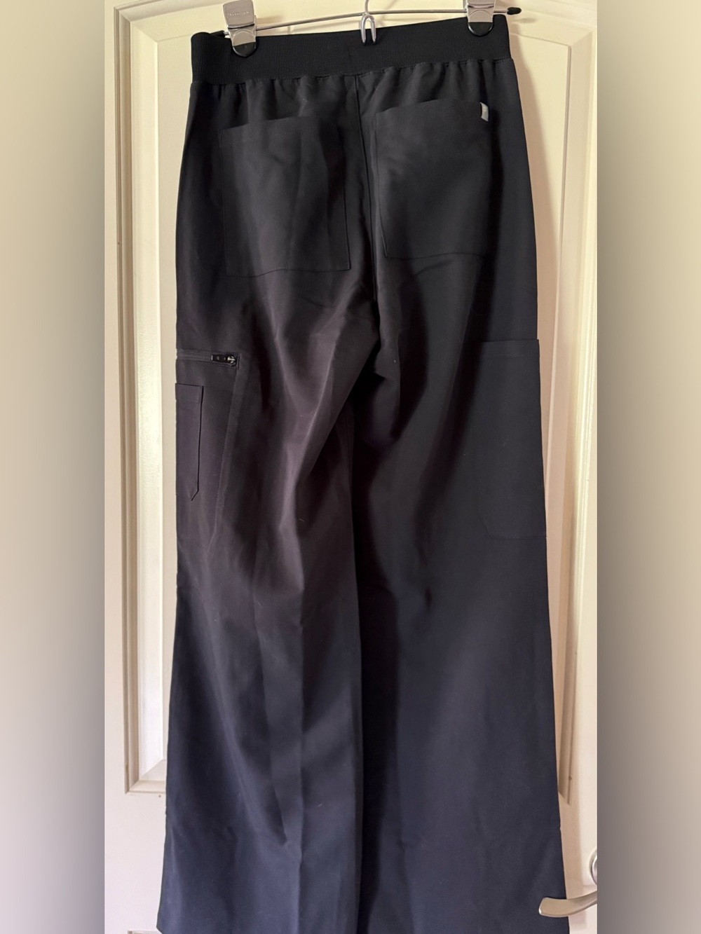 Fabletics Women's High Rise Wide Leg Scrub Pants NWOT. XS - Picture 13 of 16